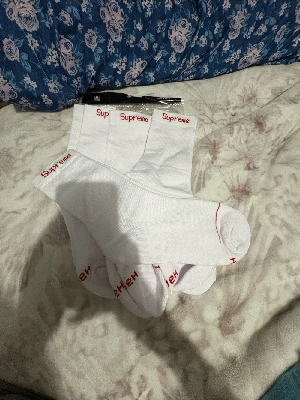 Supreme White Crew Socks with Red Logo - 4 Pack